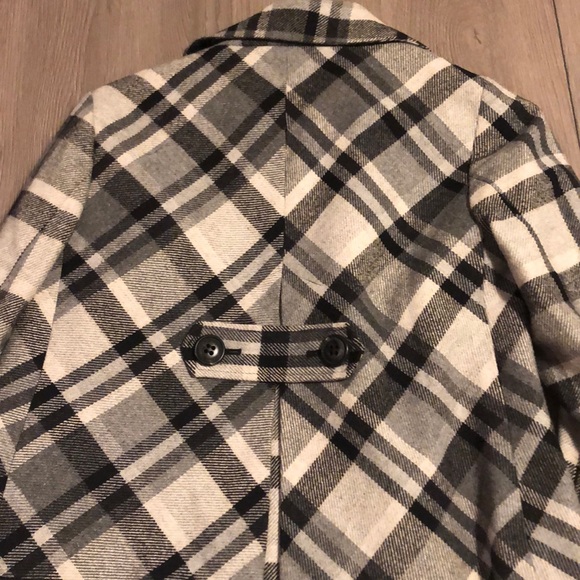 Greay cropped coat - Picture 4 of 5